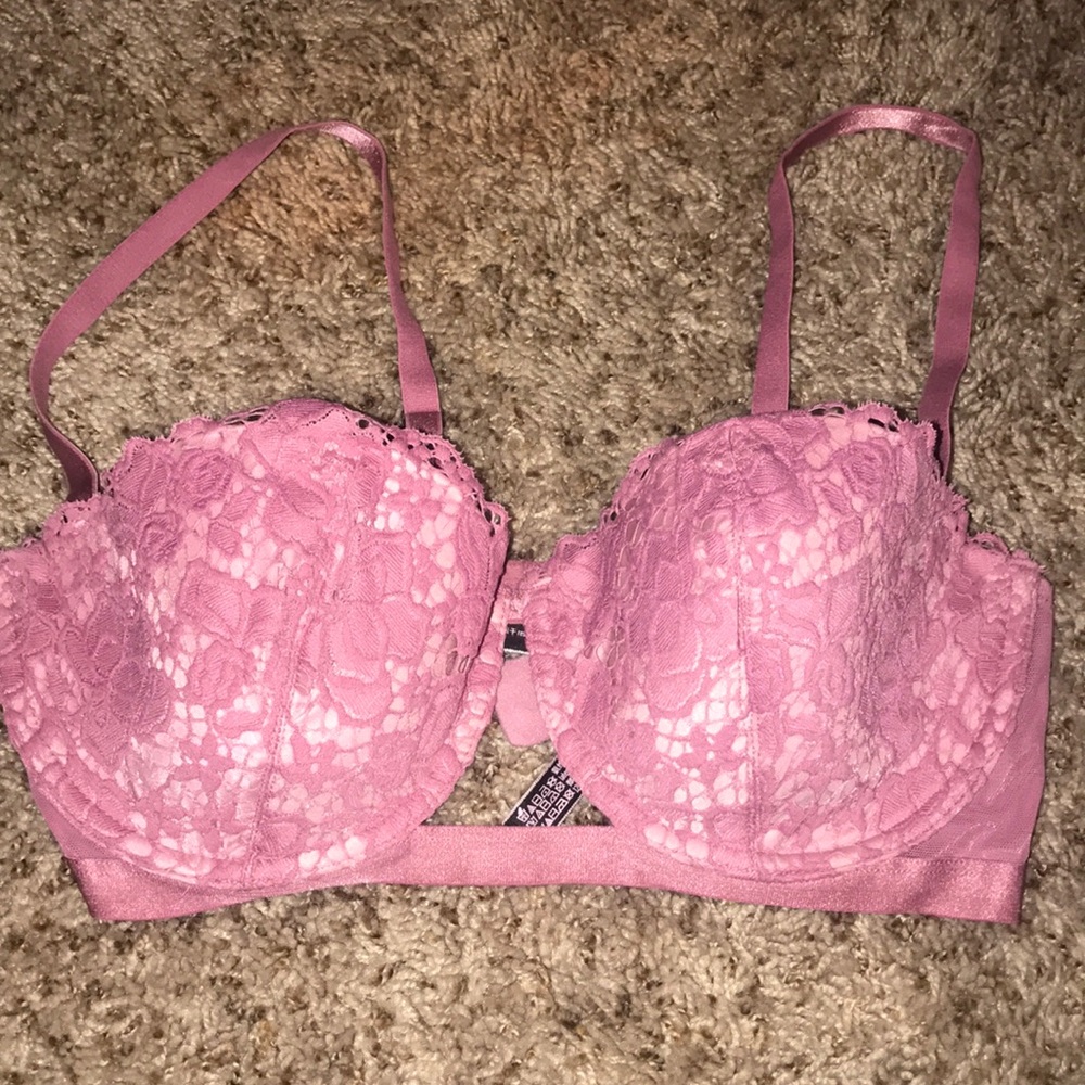 Victoria’s Secret Very Sexy lined Balconet Bra